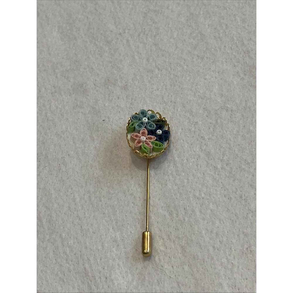 Vintage Oval Gold Tone Flower Stick Hat Pin Scalloped Edges Multicolored